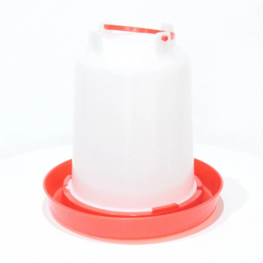 Poidło dla drobiu 0,75L zakręcane – czerwono-białe