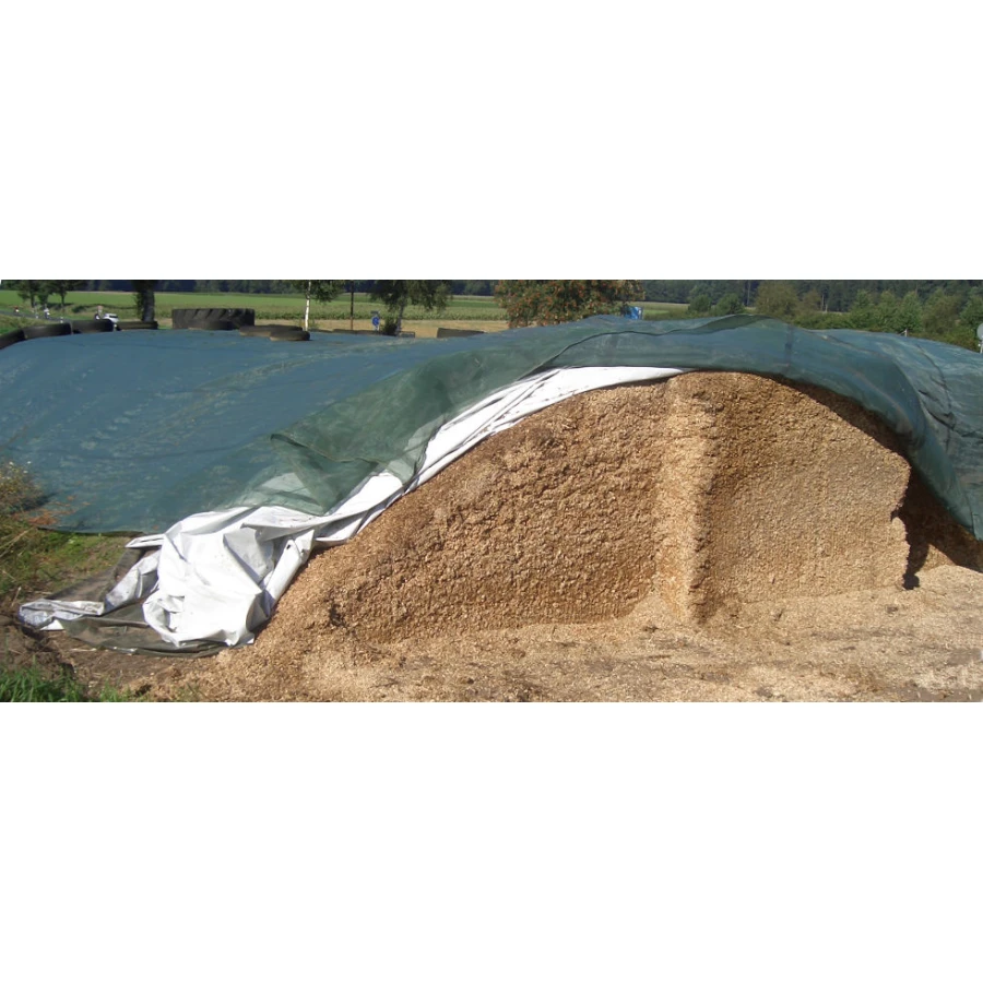 Folia pryzmowa kiszonkarska czarno/biała SILO-VIT PREMIUM 120 µm, 18x50m, 1szt.