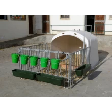 Budka dla cieląt Premium XL z wygrodzeniem dla 5 cieląt – zestaw 10 szt. – Kerbl